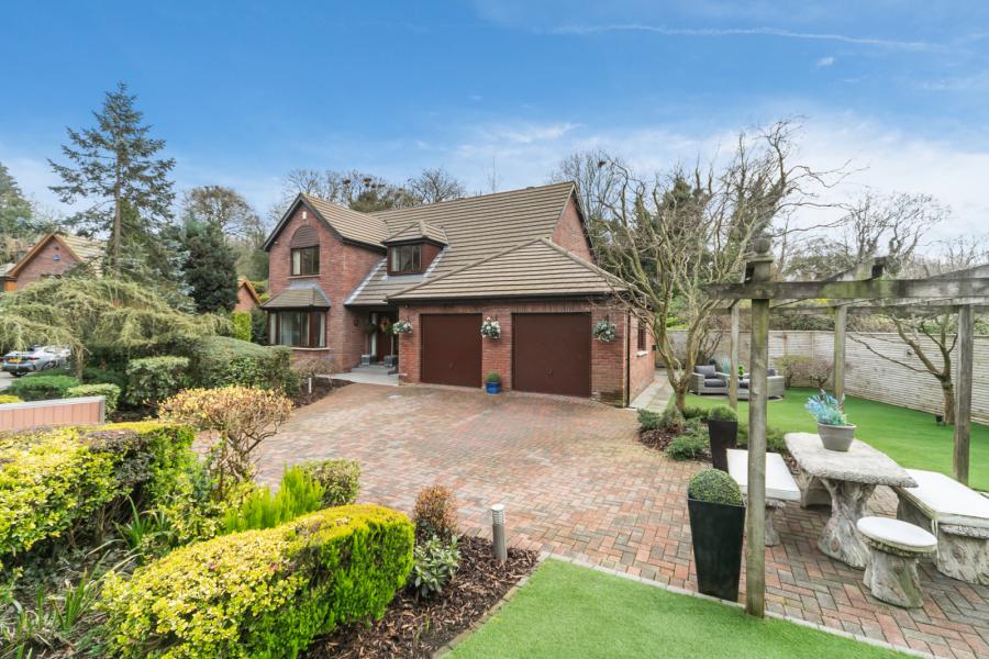 2 Culcavy Bridge, Hillsborough, County Down, BT26 6RY