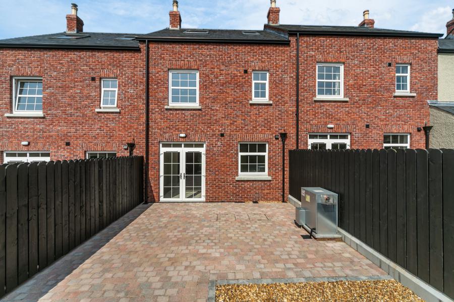 31 Governors Gate Demesne