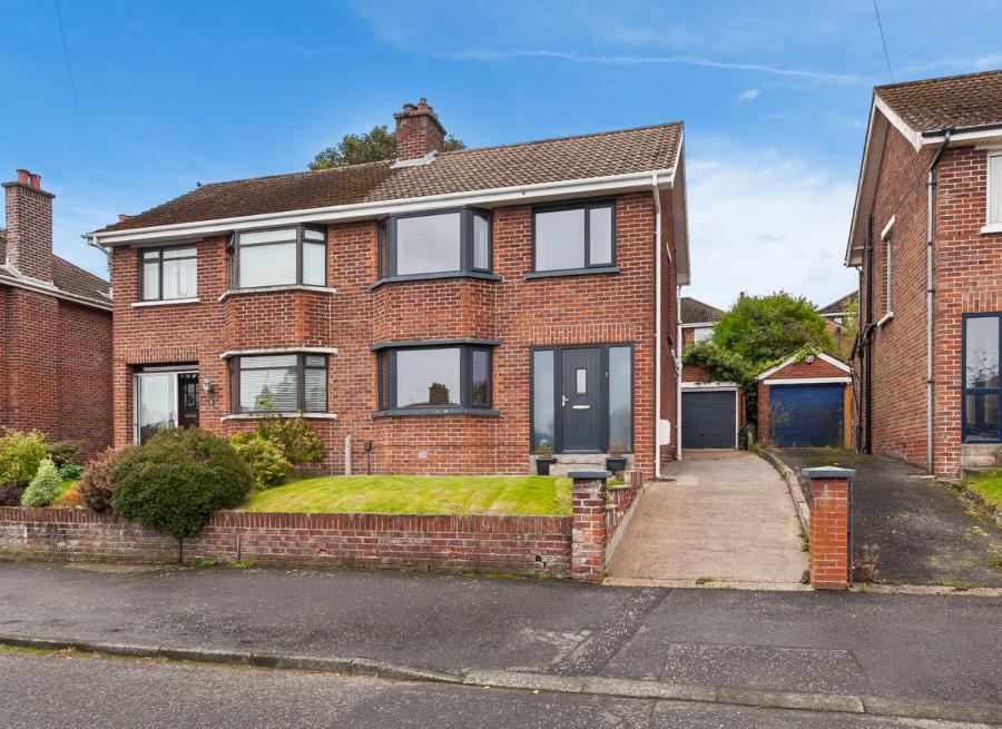 52 Beechgrove Gardens