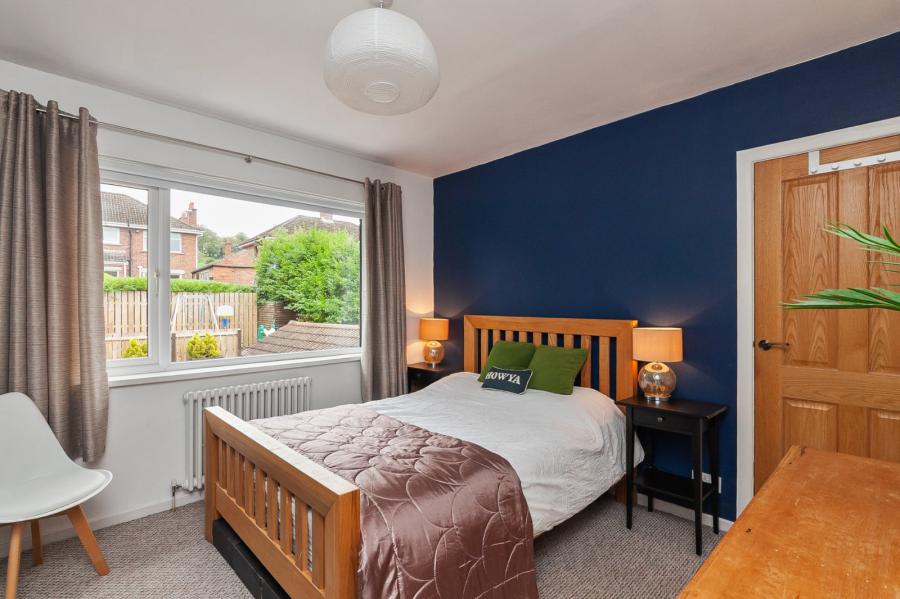 52 Beechgrove Gardens