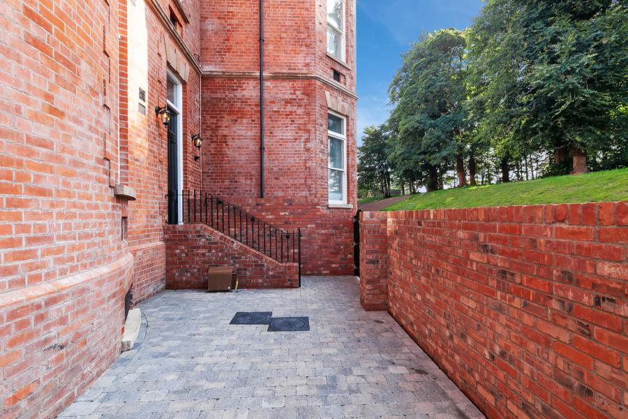 18 Ishbel Mews