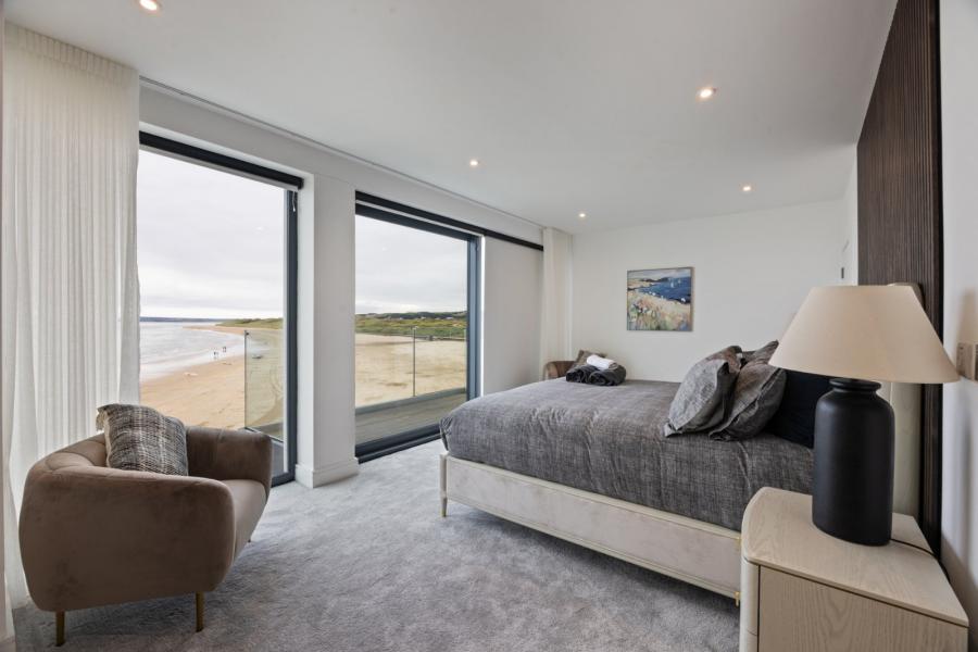 55A, Causeway Street