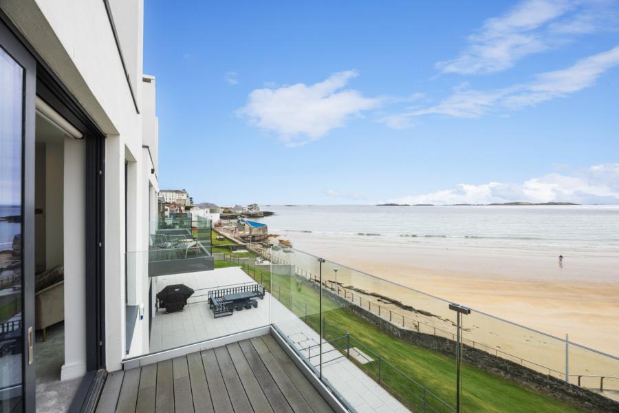 55A, Causeway Street
