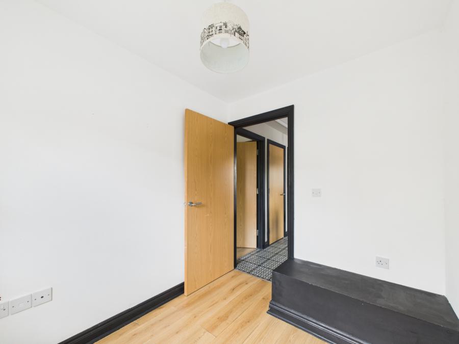 55 Fountain Crescent
