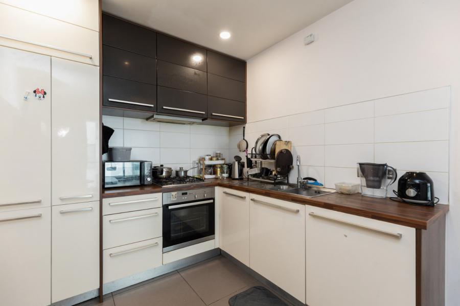 Apartment 5.30, The Arc, 2E Queens Road