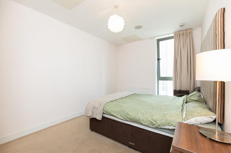 Apartment 5.30, The Arc, 2E Queens Road
