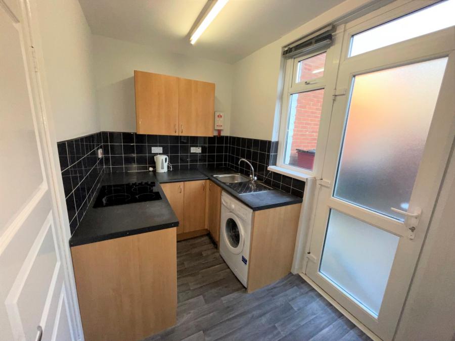 148 Ebor Street
