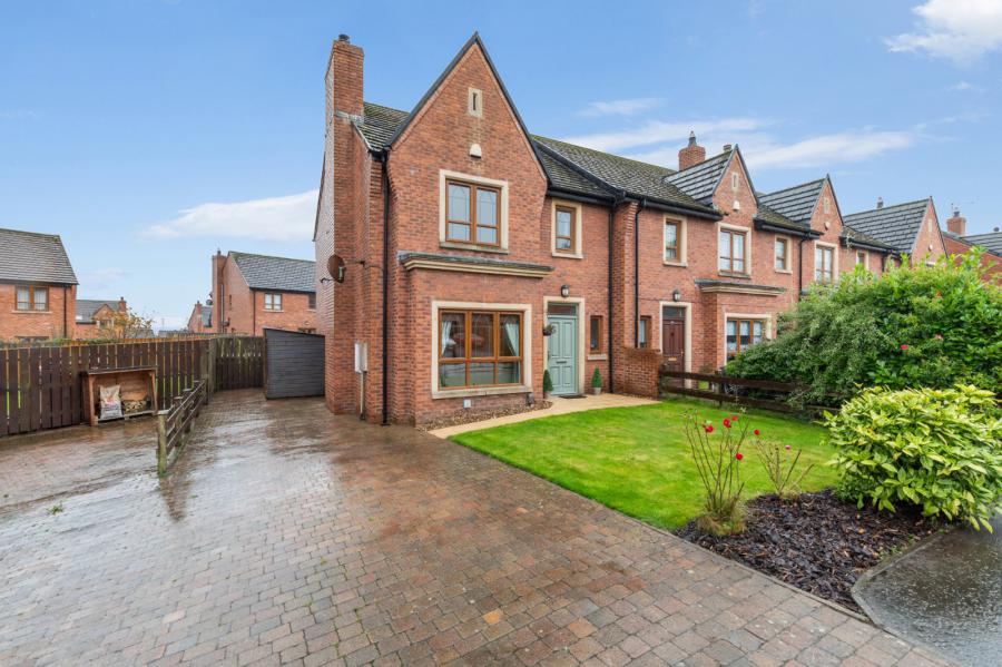 56 Brooke Hall Heights, Belfast, County Down, BT8 6WN