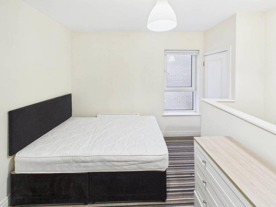 Apartment 2, 18 Claremont Street