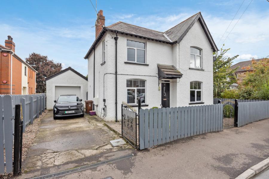 4 Ulster Avenue