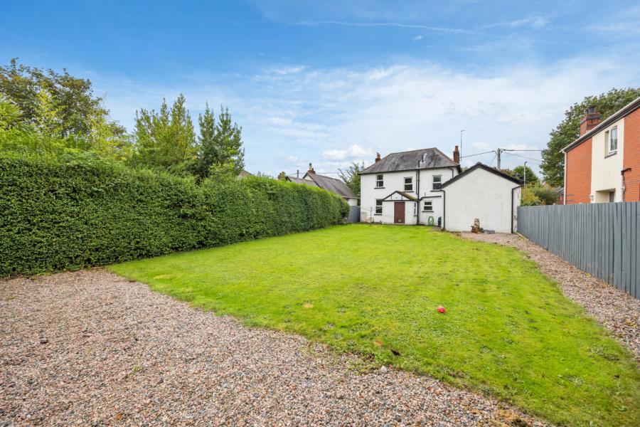 4 Ulster Avenue