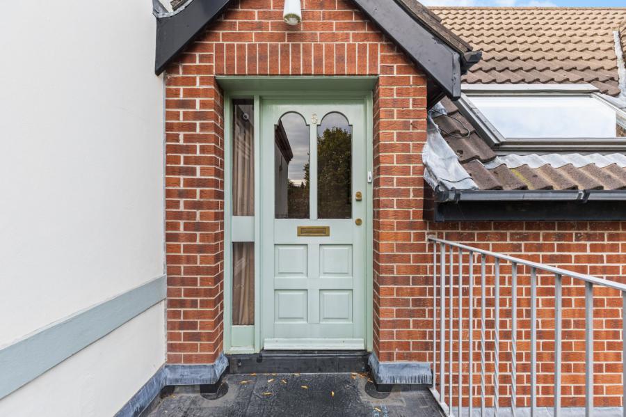 Flat 6 Brent Lodge, 58 Marlborough Park South Flat 6 Brent Lodge, 58 Marlborough Park South
