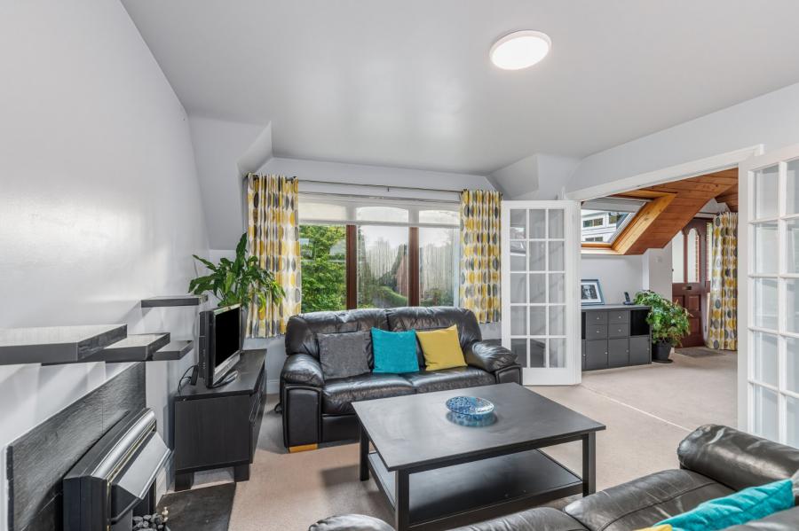 Flat 6 Brent Lodge, 58 Marlborough Park South Flat 6 Brent Lodge, 58 Marlborough Park South