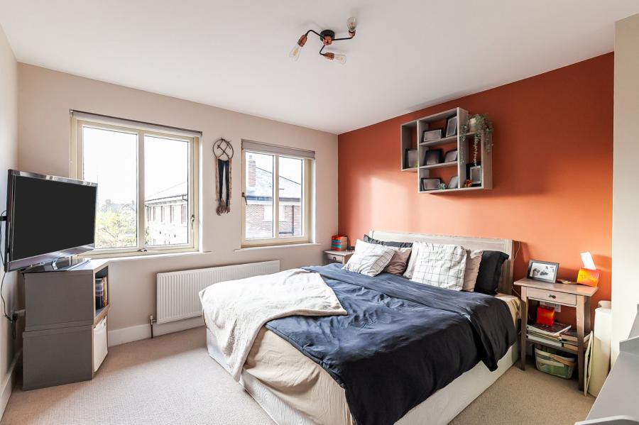 6 Malone Park Gardens