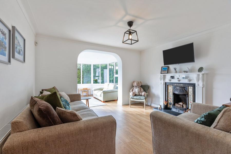 14 Gorsehill Road