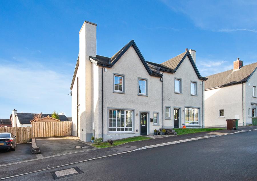 8 Fairfields Manor, Lisburn, County Antrim, BT28 3WA