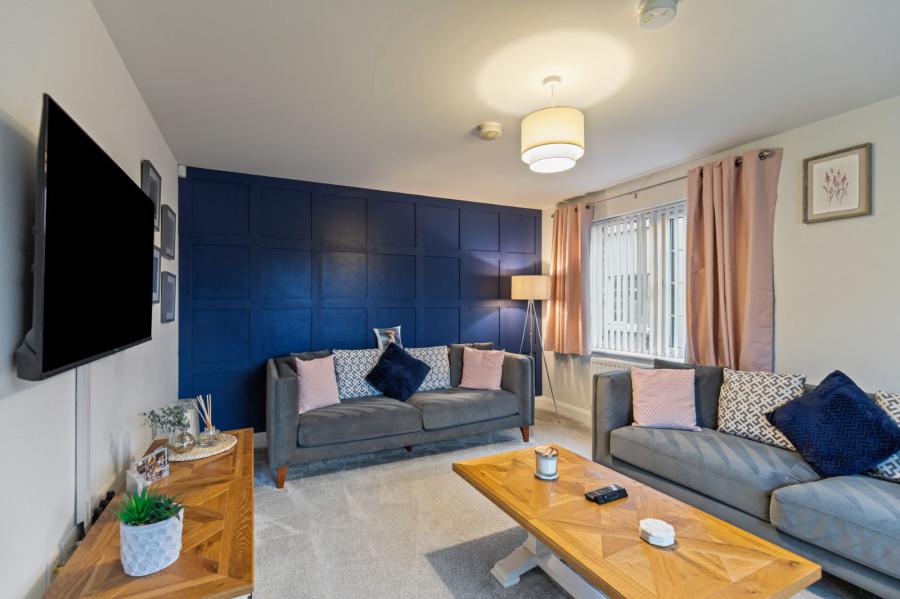 15 Woodbrook Grove