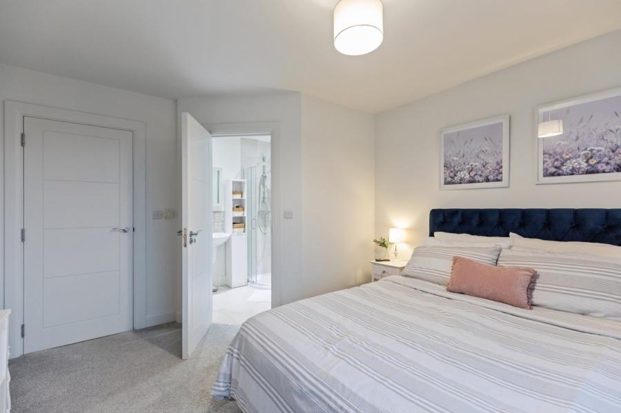 15 Woodbrook Grove 15 Woodbrook Grove