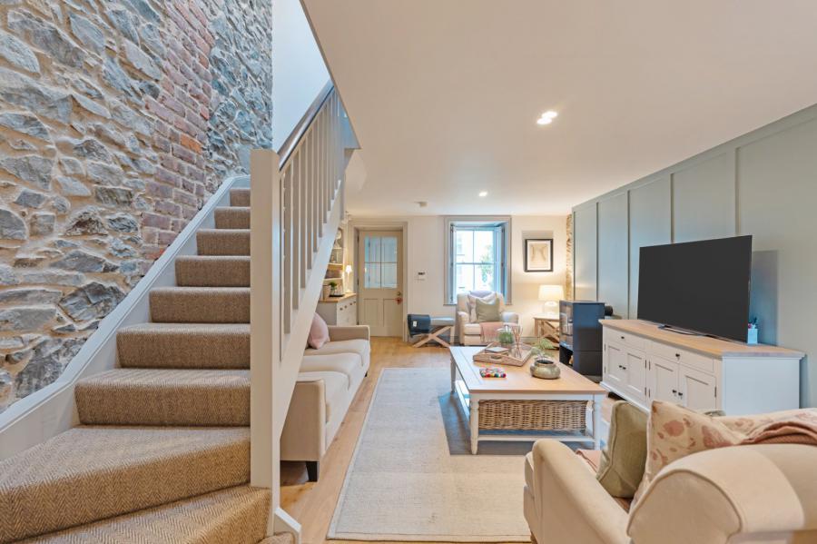 18 Bridge Street 18 Bridge Street