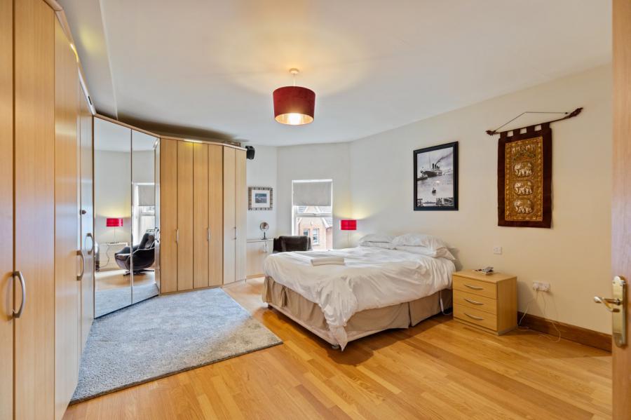 Apartment 12, 83 Lower Windsor Avenue
