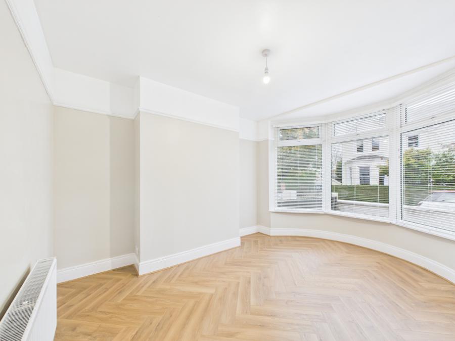 4 Holland Park