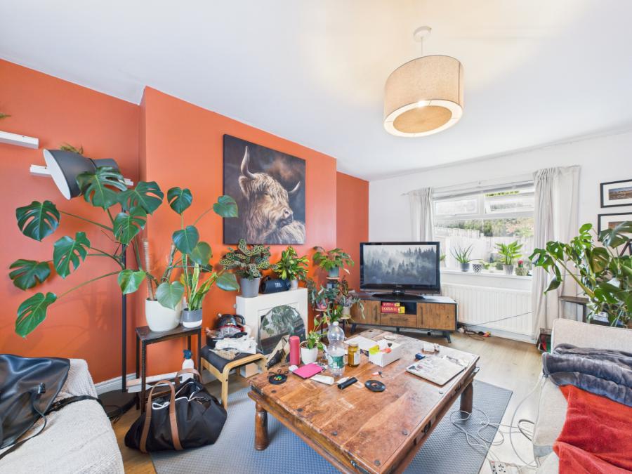 22 Rosebery Gardens