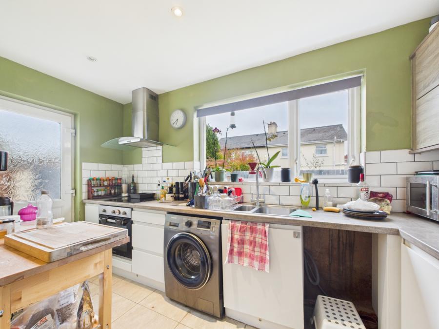 22 Rosebery Gardens