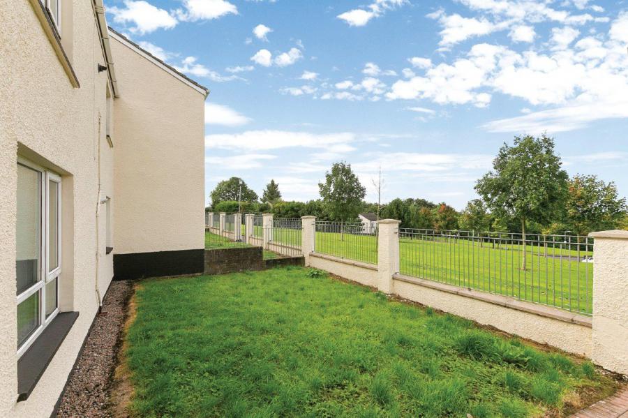 Block Of 20 Apartments At Loughview, Stiles Farm