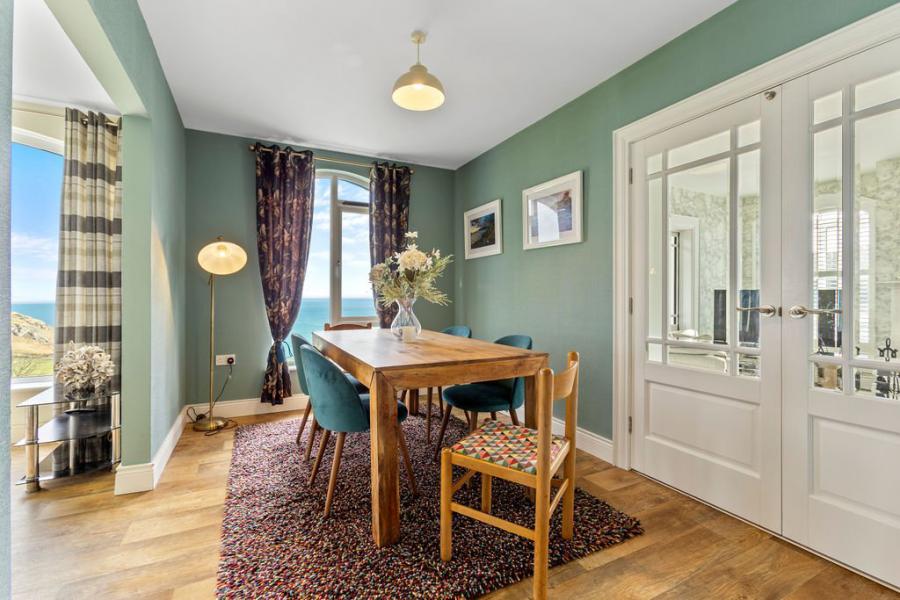82A Torr Road
