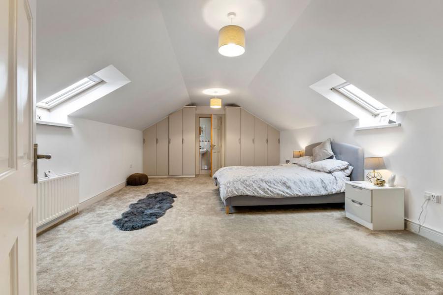 82A Torr Road