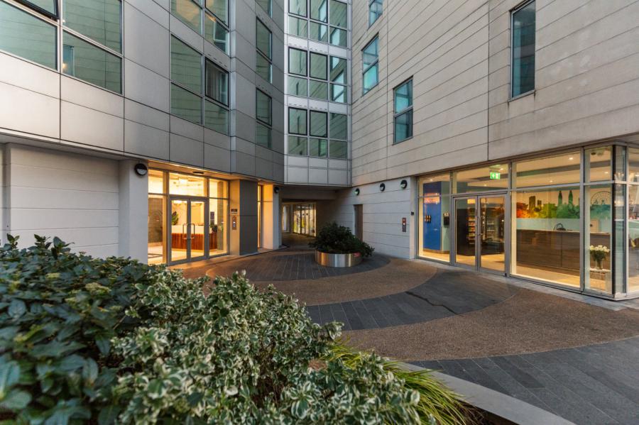 Apartment 18.7 Obel, 62 Donegall Quay