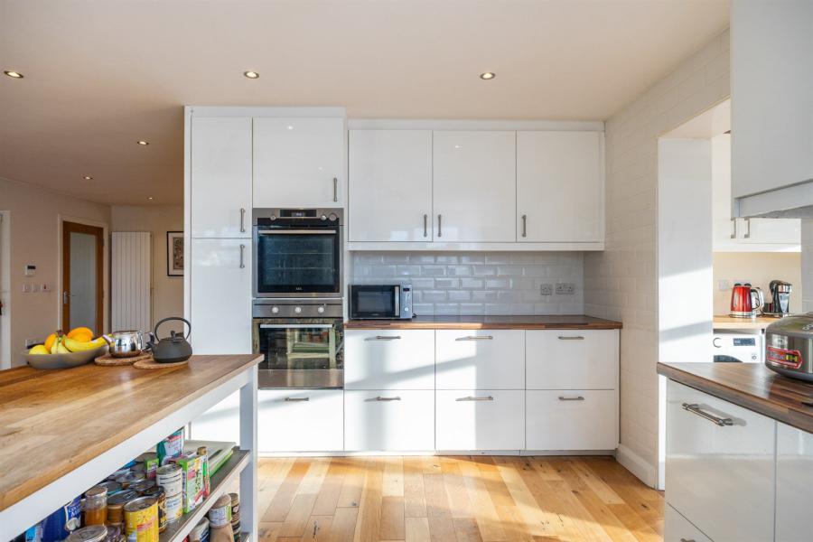 2A Neills Lane And 28 Shore Road