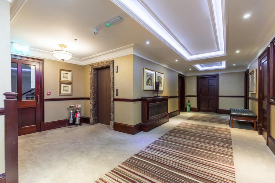 15 Custom House Residence, 2 Ulster Street