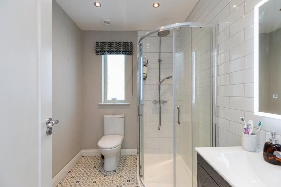 Apartment 5, 49 Ulsterville Avenue