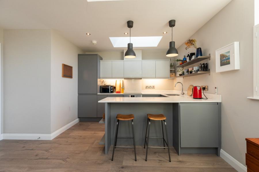 Apartment 5, 49 Ulsterville Avenue