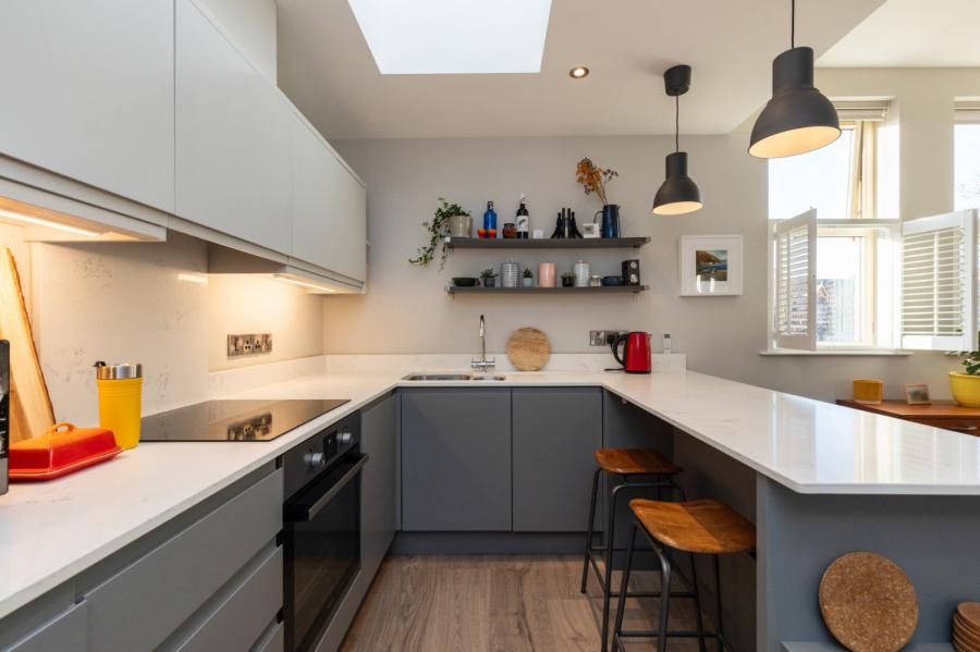 Apartment 5, 49 Ulsterville Avenue