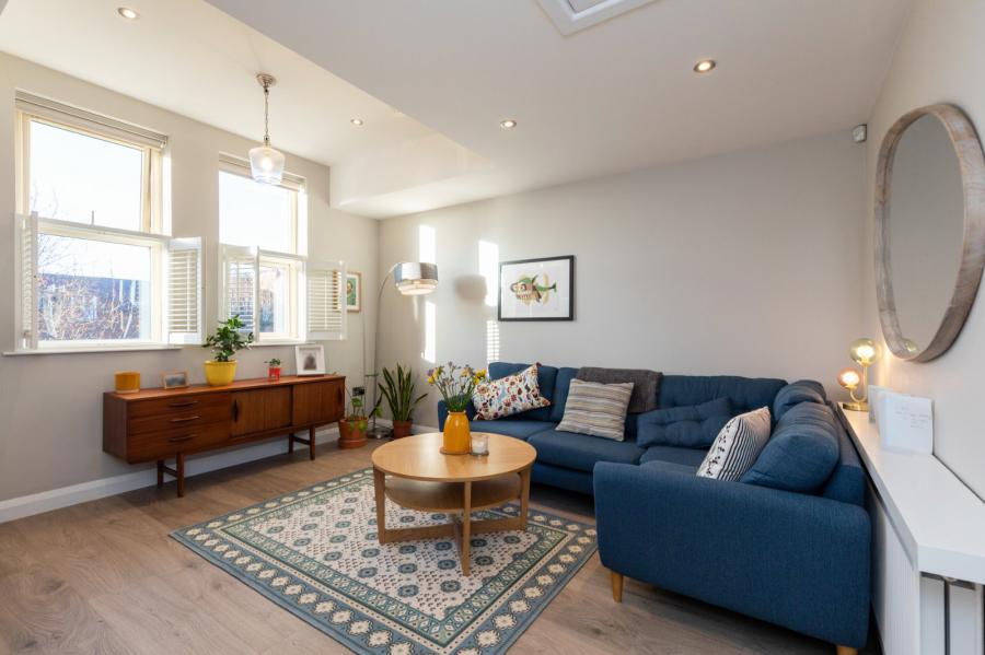 Apartment 5, 49 Ulsterville Avenue