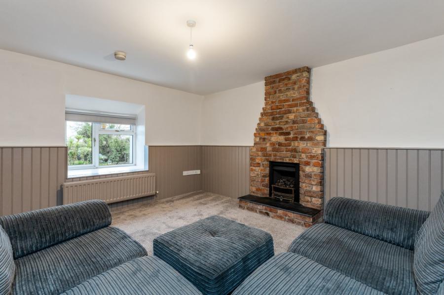 81 Hillsborough Road