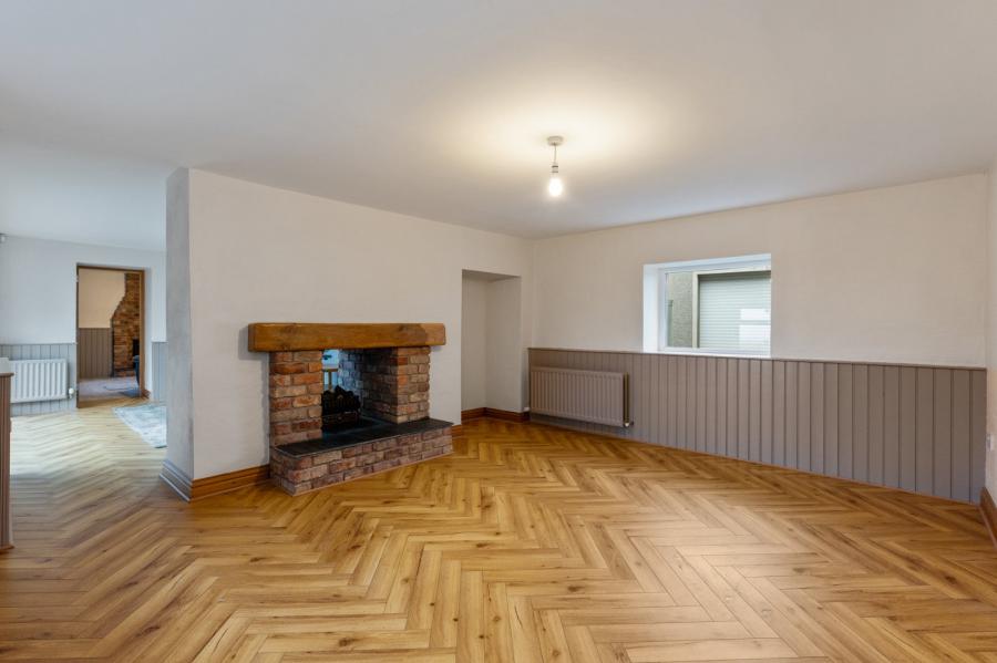 81 Hillsborough Road