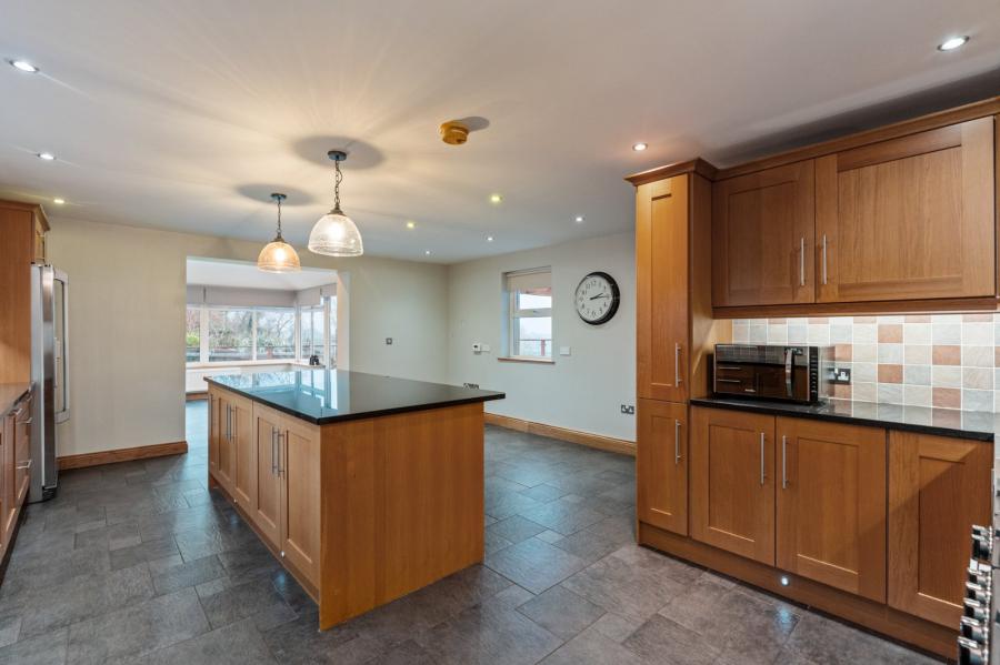 81 Hillsborough Road