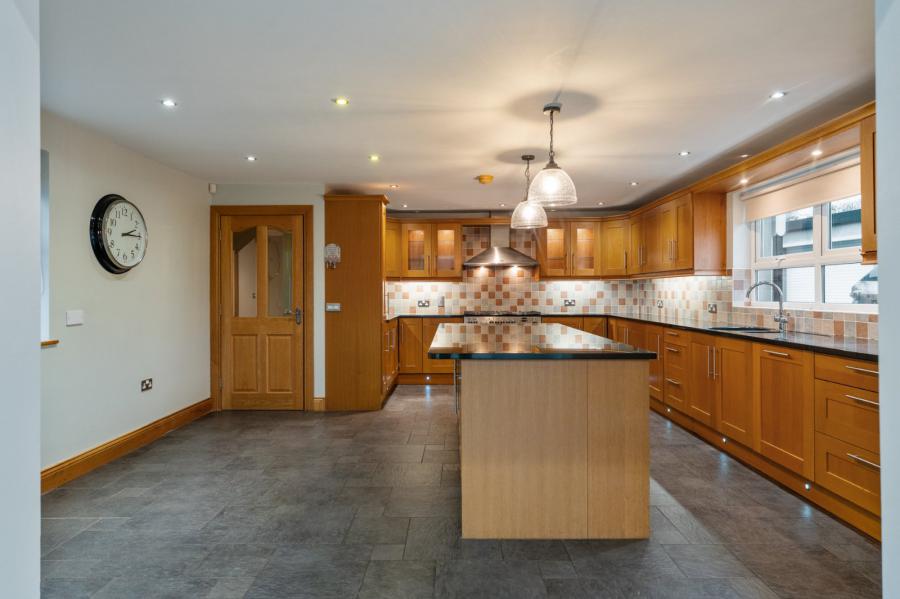 81 Hillsborough Road