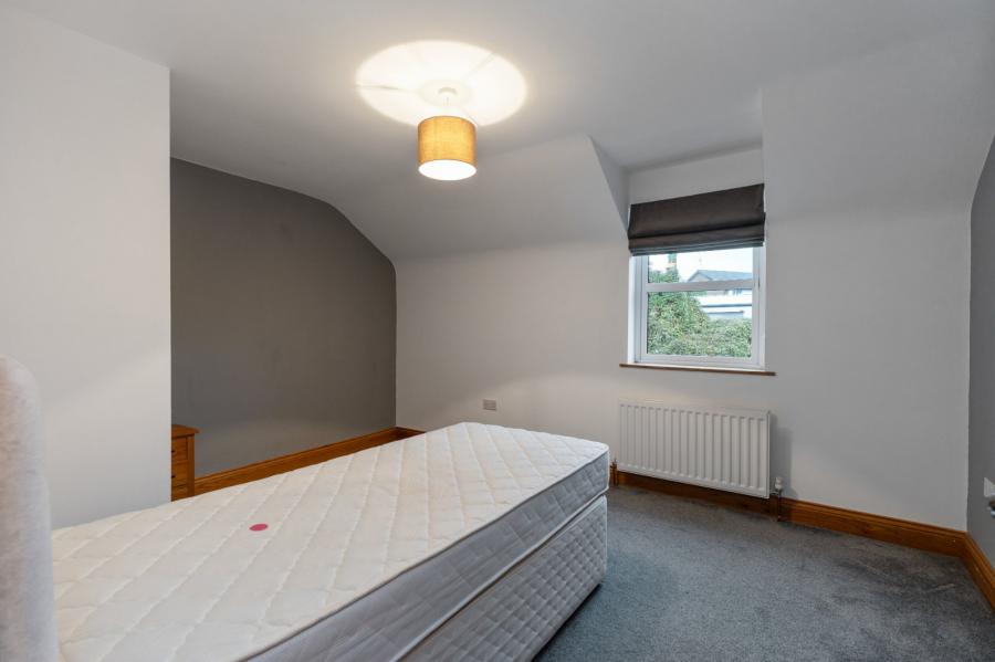 81 Hillsborough Road