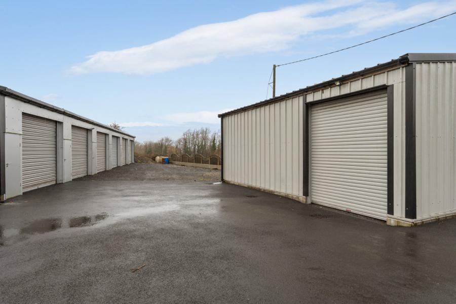 81 Hillsborough Road