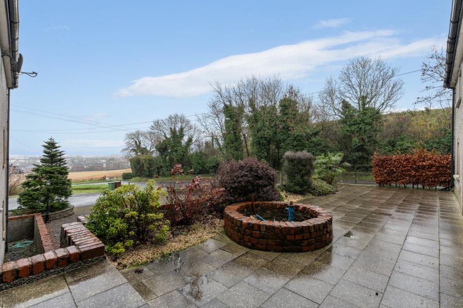 81 Hillsborough Road