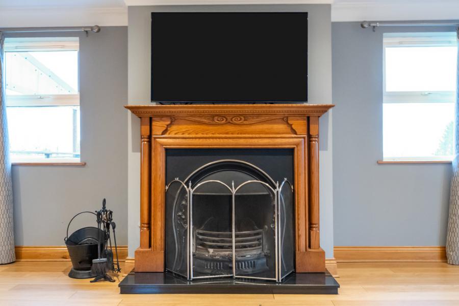 81 Hillsborough Road