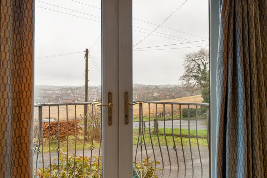 81 Hillsborough Road