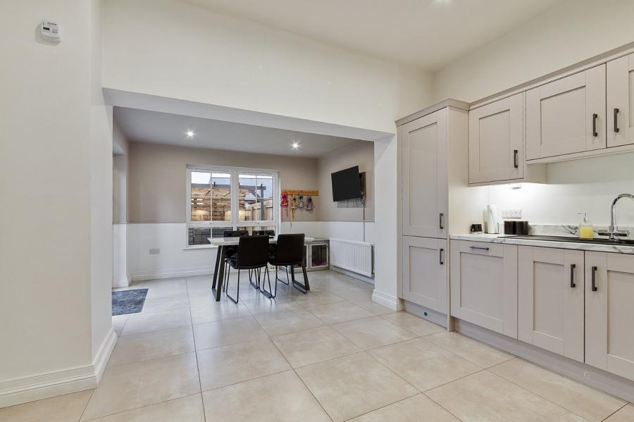 17 Charlestown Hall Gardens