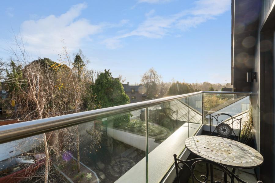 Penthouse, 45 Newforge Lane