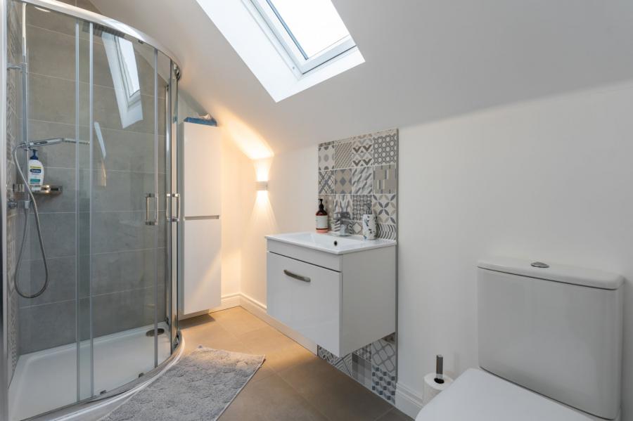 Penthouse, 45 Newforge Lane