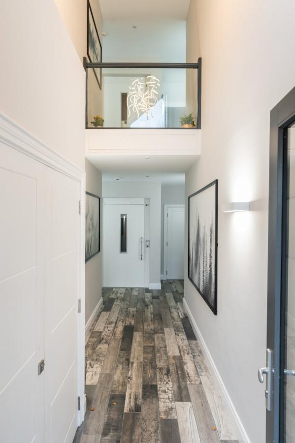 Penthouse, 45 Newforge Lane